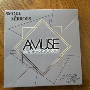 NWT- Smoke & Mirrors Eyeshadow Palette - Gray